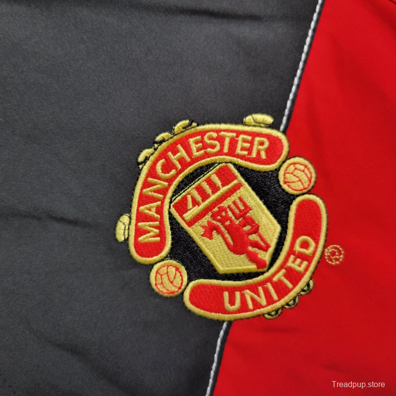 25/26 Manchester United Jacket Black/Red Windbreaker