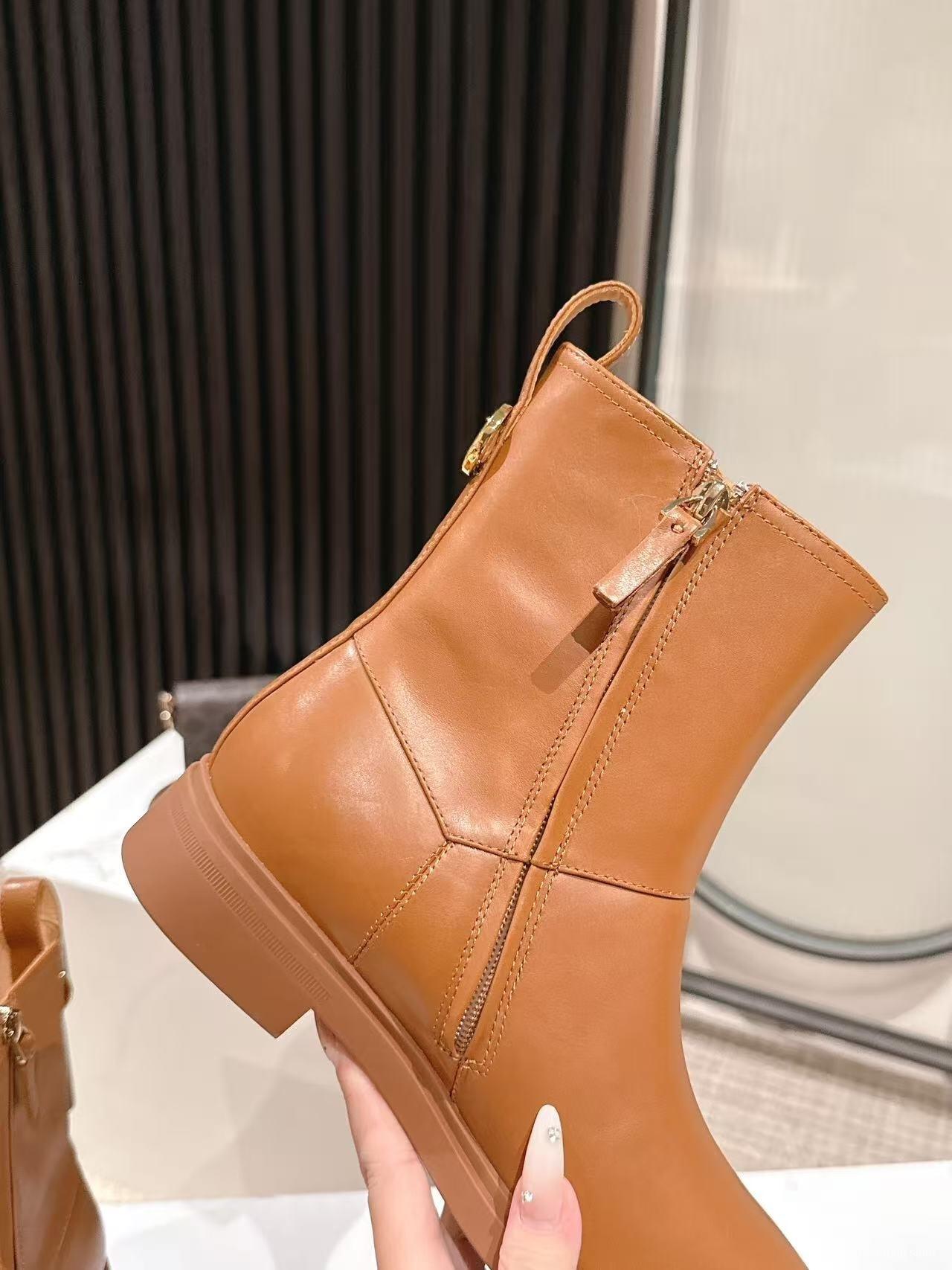 Loro Piana Autumn Winter 2025 SS Old Money Style Ankle Boots - LY00370/LY00410