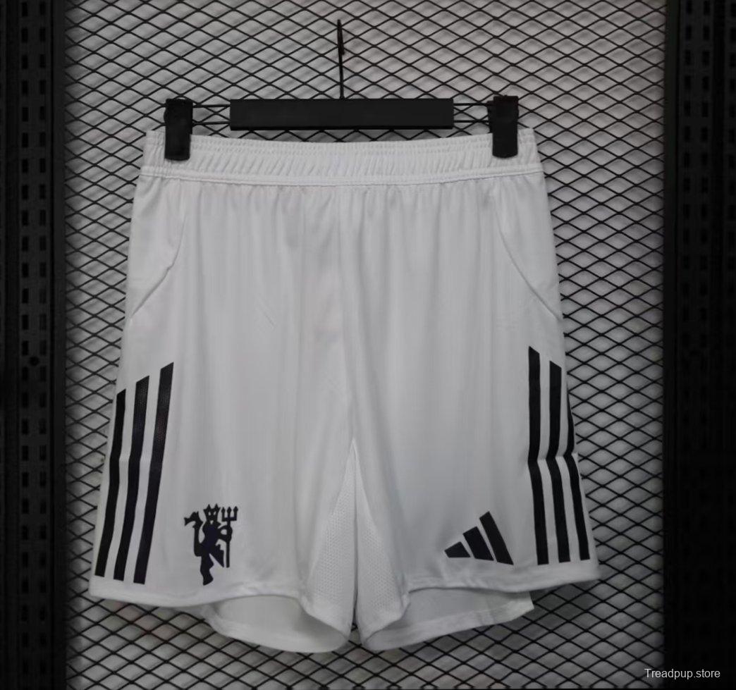 Player Version 25/26 Manchester United Home Shorts