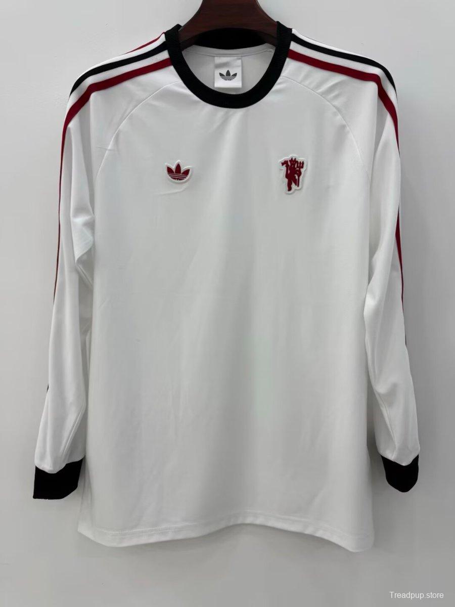 25/26 Manchester United Originals White Crew Long Sleeve Sweat